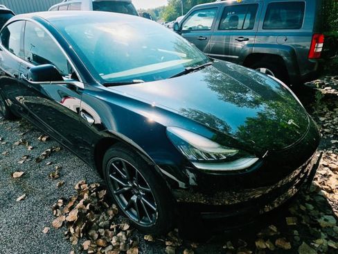 Used 2020 Tesla Model 3 Performance AWD/4WD image 3