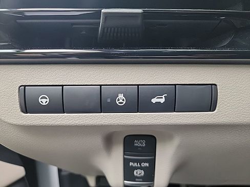 Used 2025 Nissan Murano SL w/ Cargo Package AWD/4WD image 11