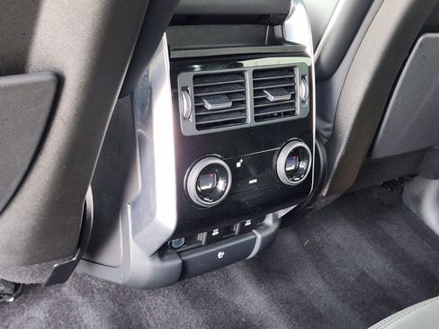 Used 2020 Land Rover Range Rover Sport HST image 32