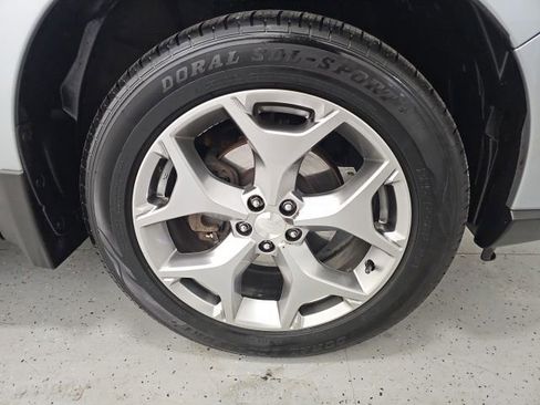 Used 2016 Subaru Forester 2.5i Touring w/ Eyesight & Navigation System AWD/4WD image 8