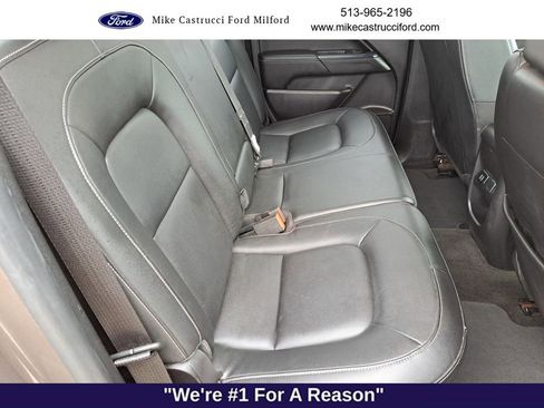 Used 2015 GMC Canyon SLT image 25