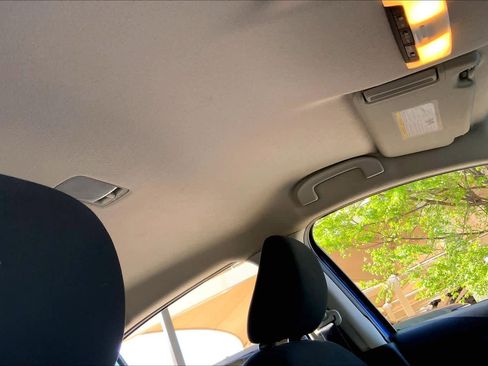 Used 2023 Nissan Versa S w/ Trunk Package image 14