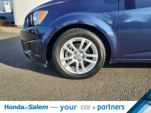 Used 2016 Chevrolet Sonic LT w/ Fun and Sun Package image 8