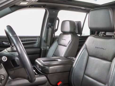 Used 2023 GMC Yukon Denali w/ Denali Reserve Package AWD/4WD image 28