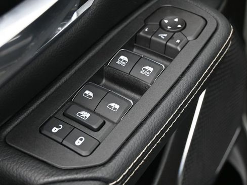 Used 2026 RAM 1500 Laramie w/ Night Edition AWD/4WD image 15