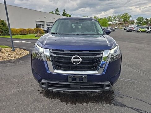 Used 2024 Nissan Pathfinder SV AWD/4WD image 12