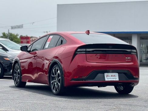 New 2025 Toyota Prius Plug-In Hybrid image 5