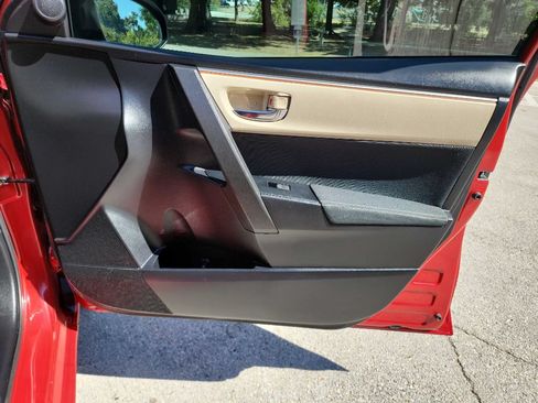 Used 2016 Toyota Corolla LE FWD image 30