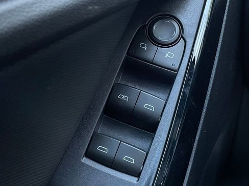 New 2026 Chevrolet Equinox LT image 12