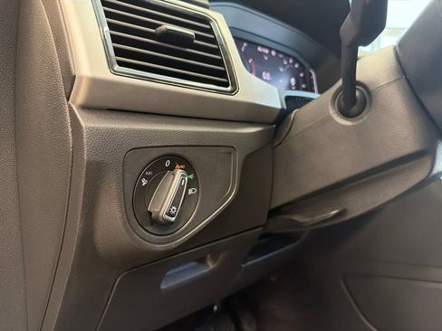 Used 2022 Volkswagen Atlas Cross Sport SE w/ Black Wheel Package AWD/4WD image 28