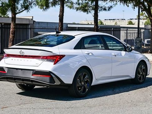 New 2026 Hyundai Elantra Sport image 4