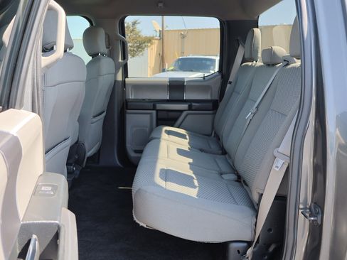 Used 2018 Ford F150 XLT image 35