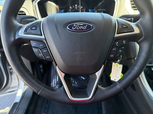 Used 2015 Ford Fusion Energi SE FWD image 16