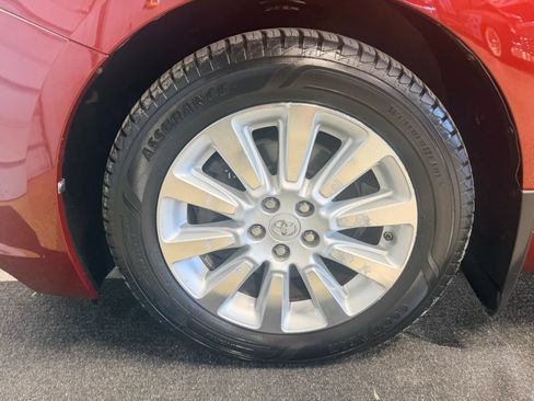 Used 2015 Toyota Sienna Limited Premium w/ Advanced Technology Package FWD image 18