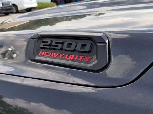 Used 2022 RAM 2500 Limited AWD/4WD image 11