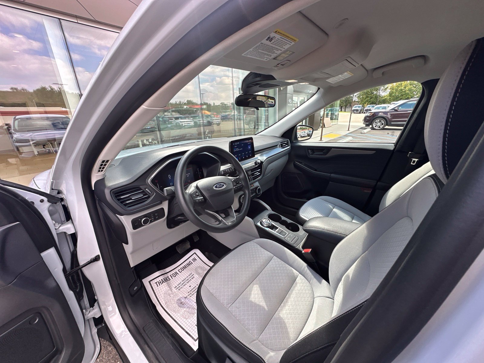 Used 2025 Ford Escape Active AWD/4WD image 13