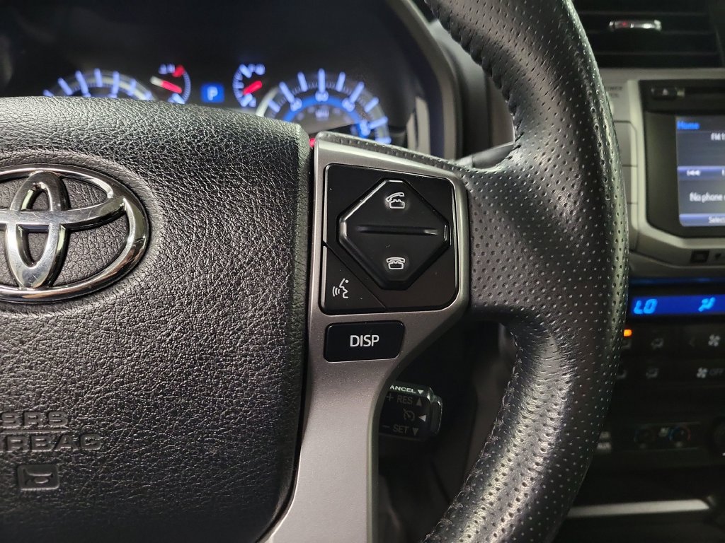 Used 2017 Toyota 4Runner Limited AWD/4WD image 25