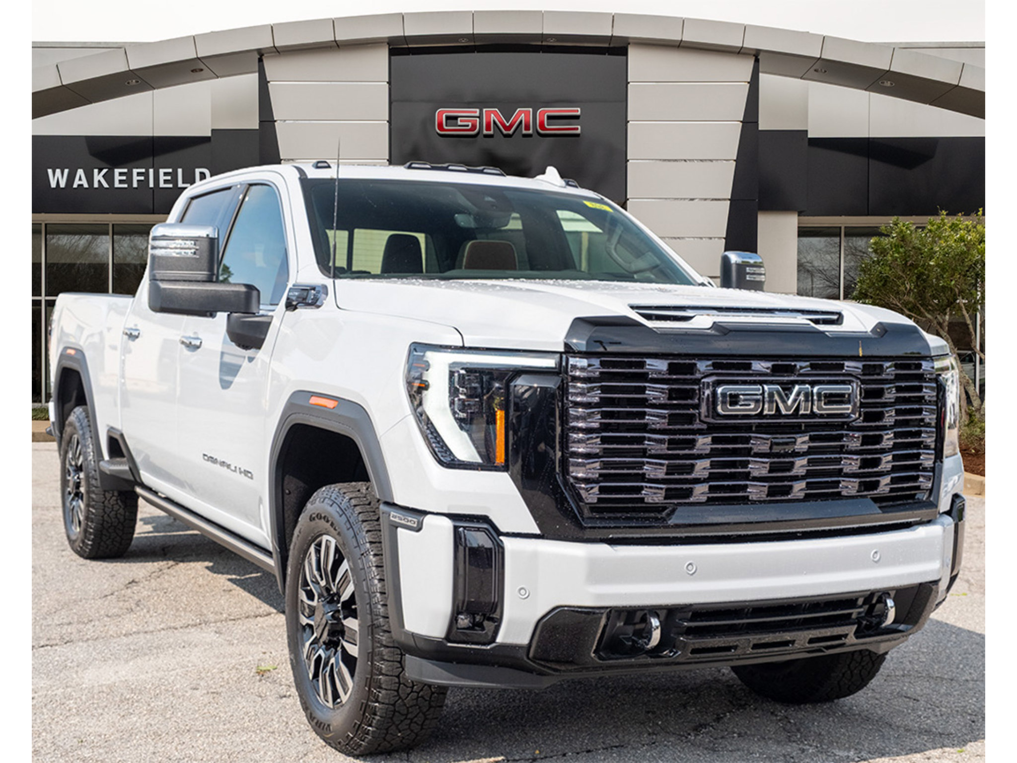 New 2026 GMC Sierra 2500 Denali Ultimate w/ LPO, Black Badging Package AWD/4WD image 1