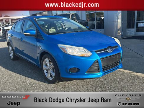 Used 2014 Ford Focus SE image 1