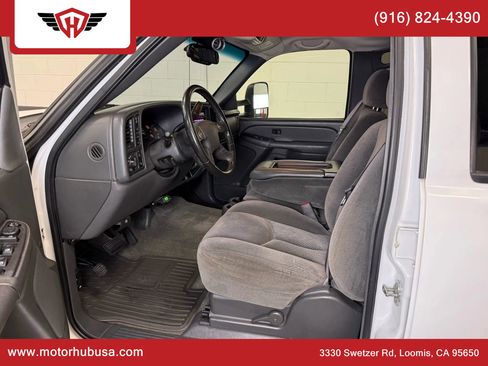 Used 2007 Chevrolet Silverado 2500 LT w/ Heavy-Duty Power Package image 34