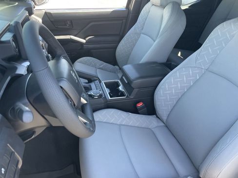 New 2026 Toyota Tacoma SR5 image 17