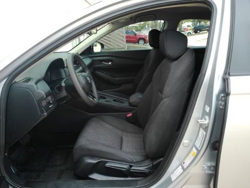 Used 2025 Honda Accord LX image 14