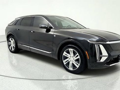 Used 2024 Cadillac Lyriq Tech AWD/4WD image 1