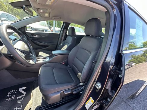 Used 2022 Chevrolet Malibu LS FWD image 19