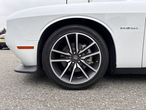 Used 2022 Dodge Challenger R/T w/ Plus Package RWD image 20