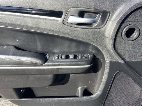 Used 2021 Chrysler 300 S image 19
