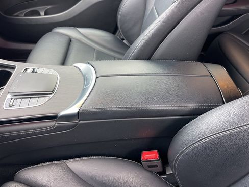 Used 2020 Mercedes-Benz GLC 300 4MATIC Coupe image 18