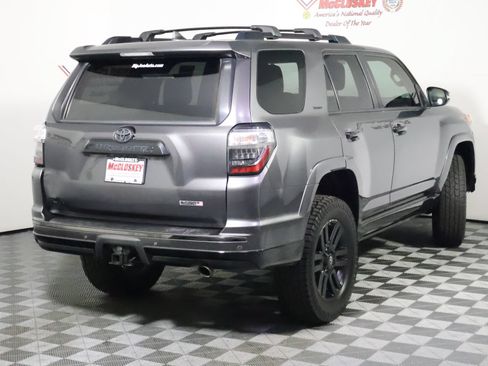 Used 2019 Toyota 4Runner Limited AWD/4WD image 5