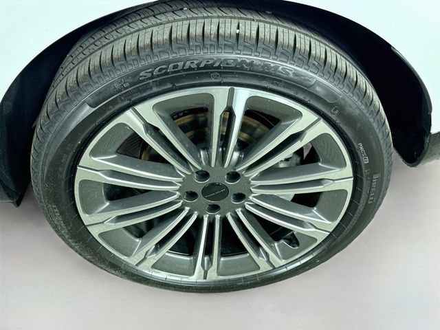 New 2026 Land Rover Range Rover SE AWD/4WD image 33