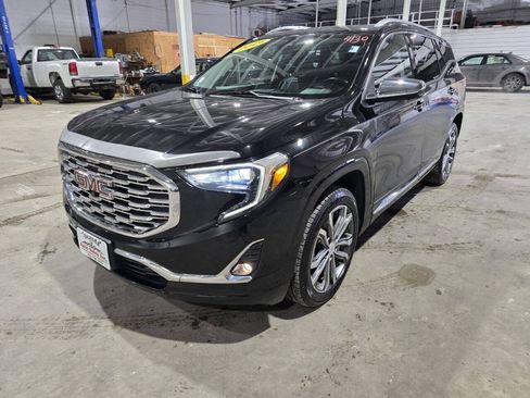 Used 2019 GMC Terrain Denali w/ Advanced Safety Package AWD/4WD image 2