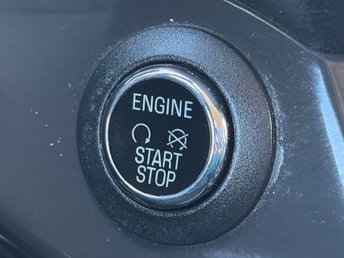 Used 2016 Ford Escape Titanium w/ Equipment Group 301A AWD/4WD image 48