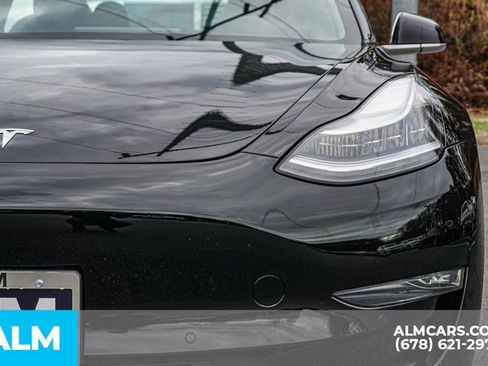 Used 2019 Tesla Model 3 Standard Range Plus image 12