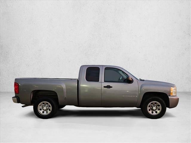 Used 2008 Chevrolet Silverado 1500 W/T w/ LS Package RWD image 4