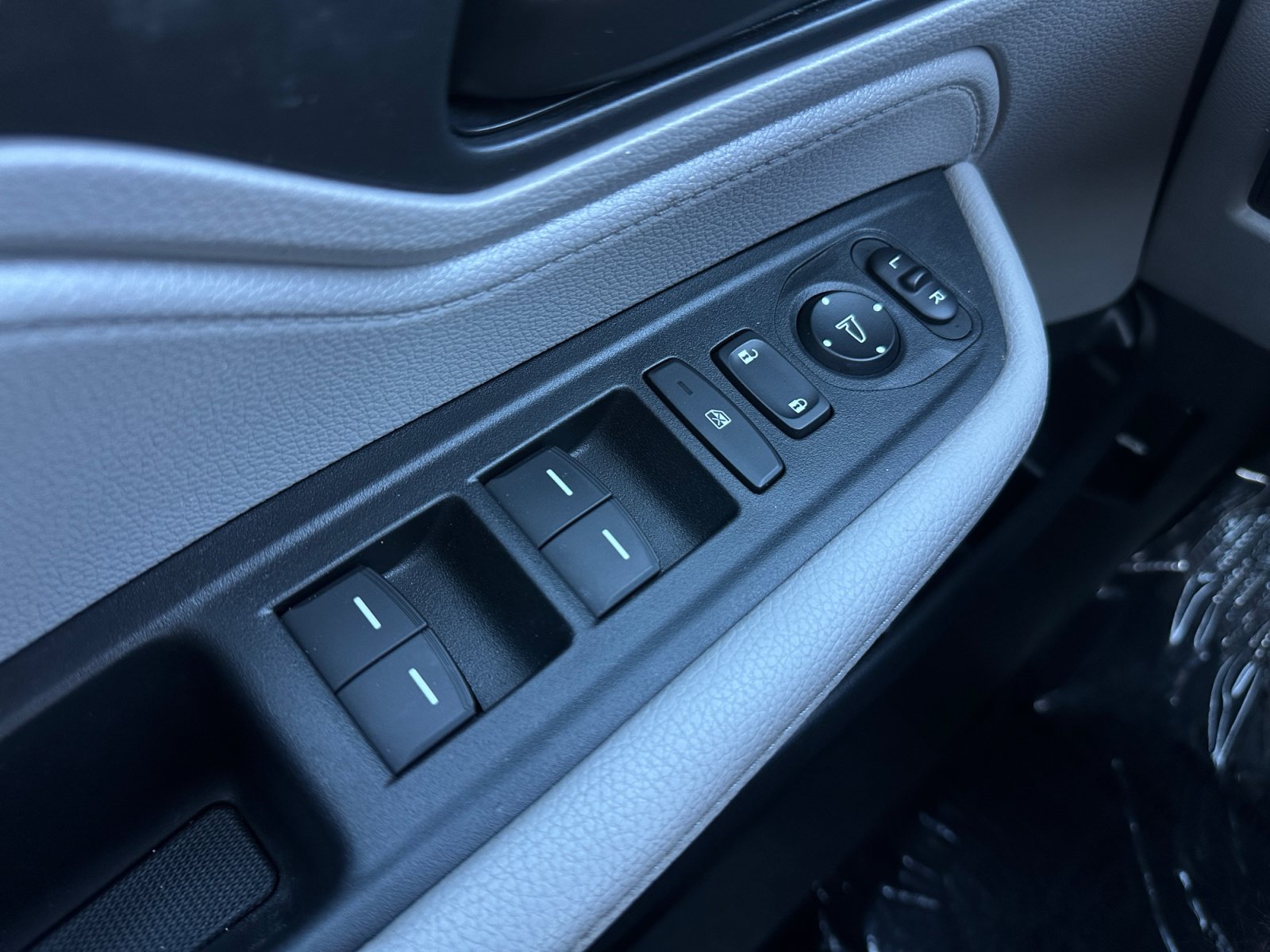 Used 2023 Honda Odyssey EX-L image 14
