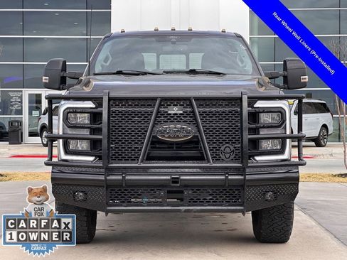 Used 2024 Ford F350 Lariat w/ Black Appearance Package image 20