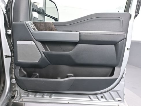 Used 2022 Ford F150 Lariat image 46