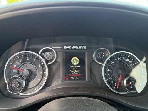 Used 2023 RAM 1500 Big Horn AWD/4WD image 14
