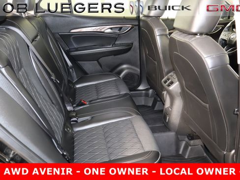 Used 2023 Buick Envision Avenir image 18