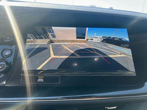 Used 2023 Buick Envision Essence image 17