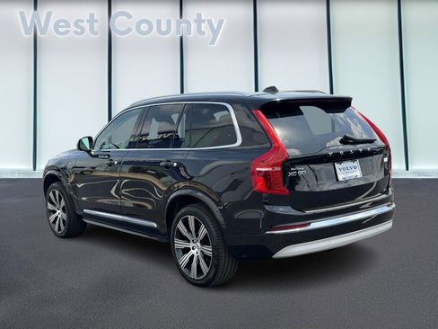 Used 2022 Volvo XC90 T8 Inscription w/ Advanced Package AWD/4WD image 7