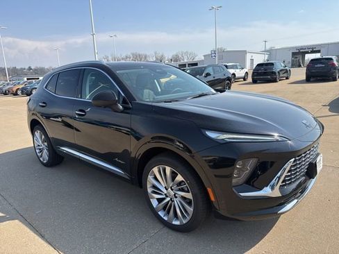 New 2026 Buick Envision Avenir image 1
