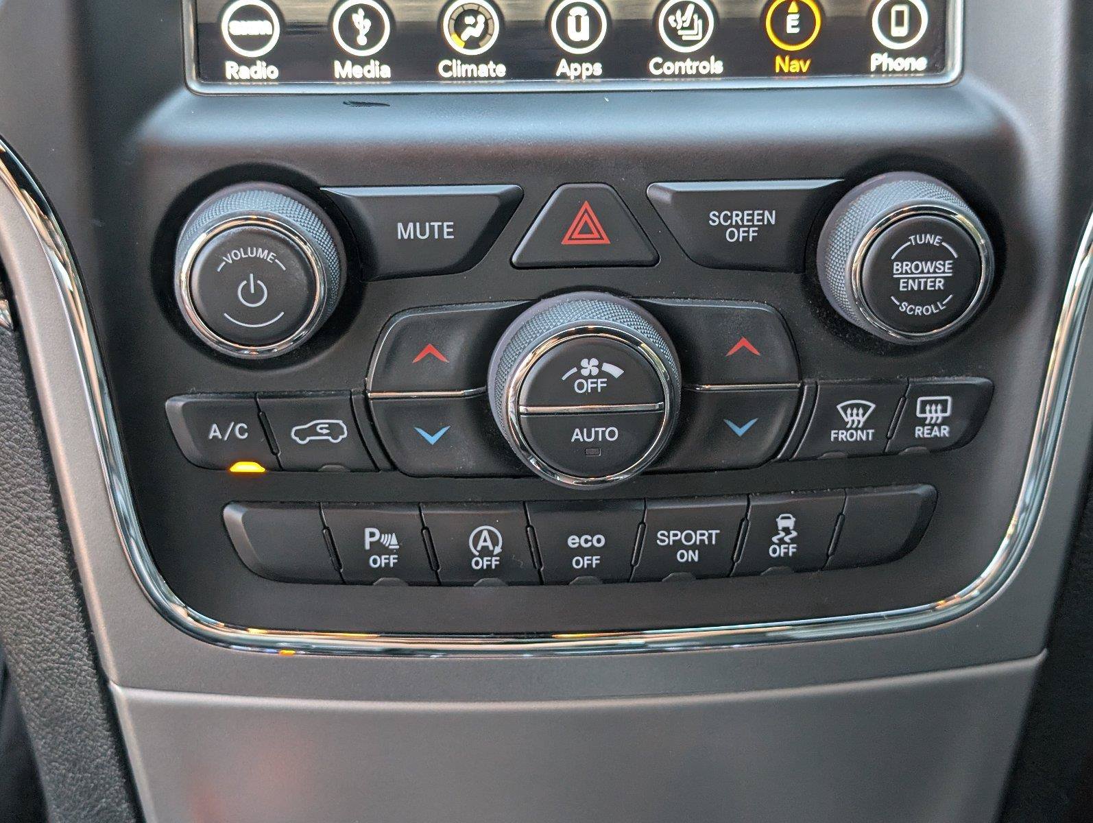 Used 2018 Jeep Grand Cherokee Limited RWD image 23