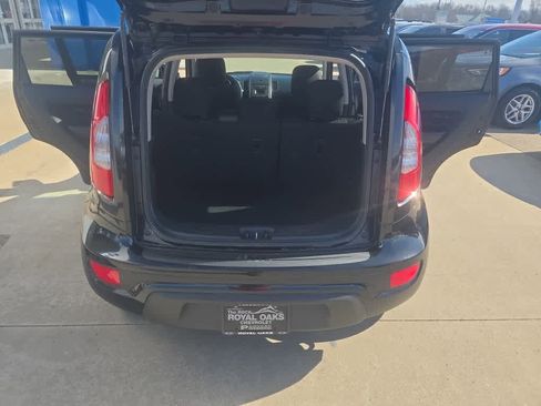 Used 2012 Kia Soul + FWD image 4