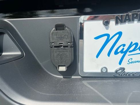 New 2025 Jeep Gladiator Mojave w/ Convenience Group image 13