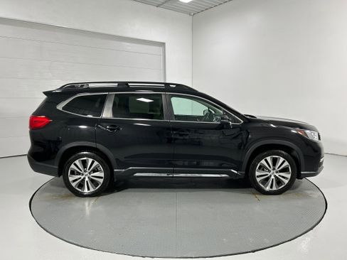 Used 2022 Subaru Ascent Limited w/ Technology Package image 39