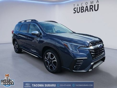 Used 2023 Subaru Ascent Limited w/ Technology Package AWD/4WD image 7